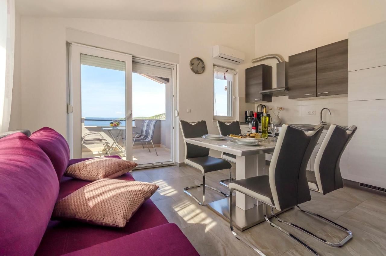 Apartments Katic Razanj Exterior photo