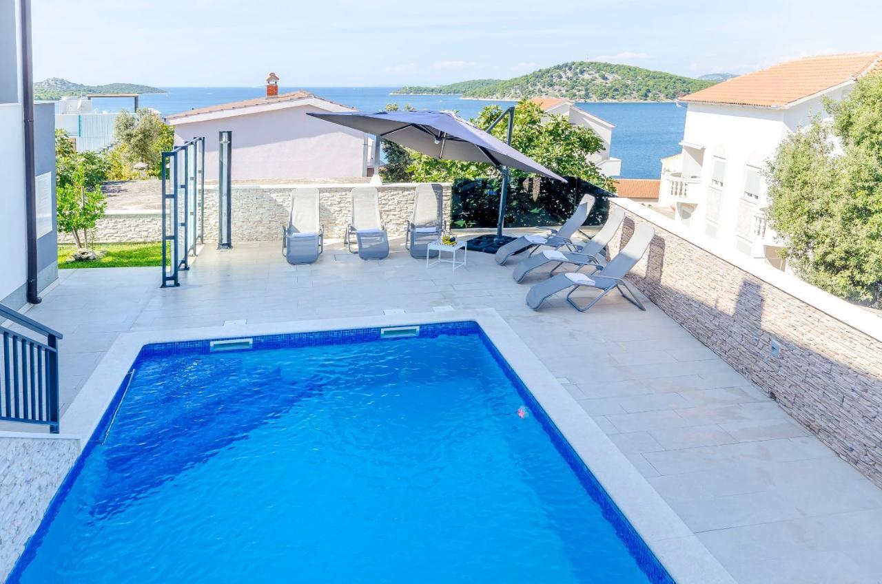Apartments Katic Razanj Exterior photo